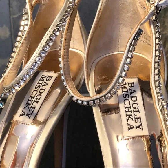 Badgley Mischka ivory & crystal sandals - Picture 2 of 14